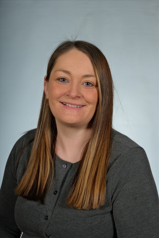 Mrs R Earles, EYFS Lead, RE / Prayer & Worship Lead