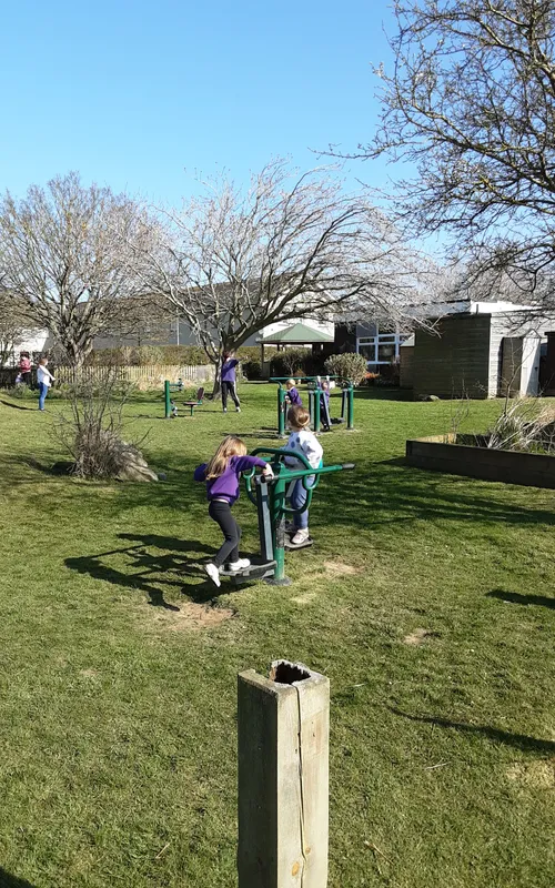 Gallery - created at 2025-04-04 13:24:44 - image 1 Gallery - created at 2025-04-04 13:24:44 - image 1