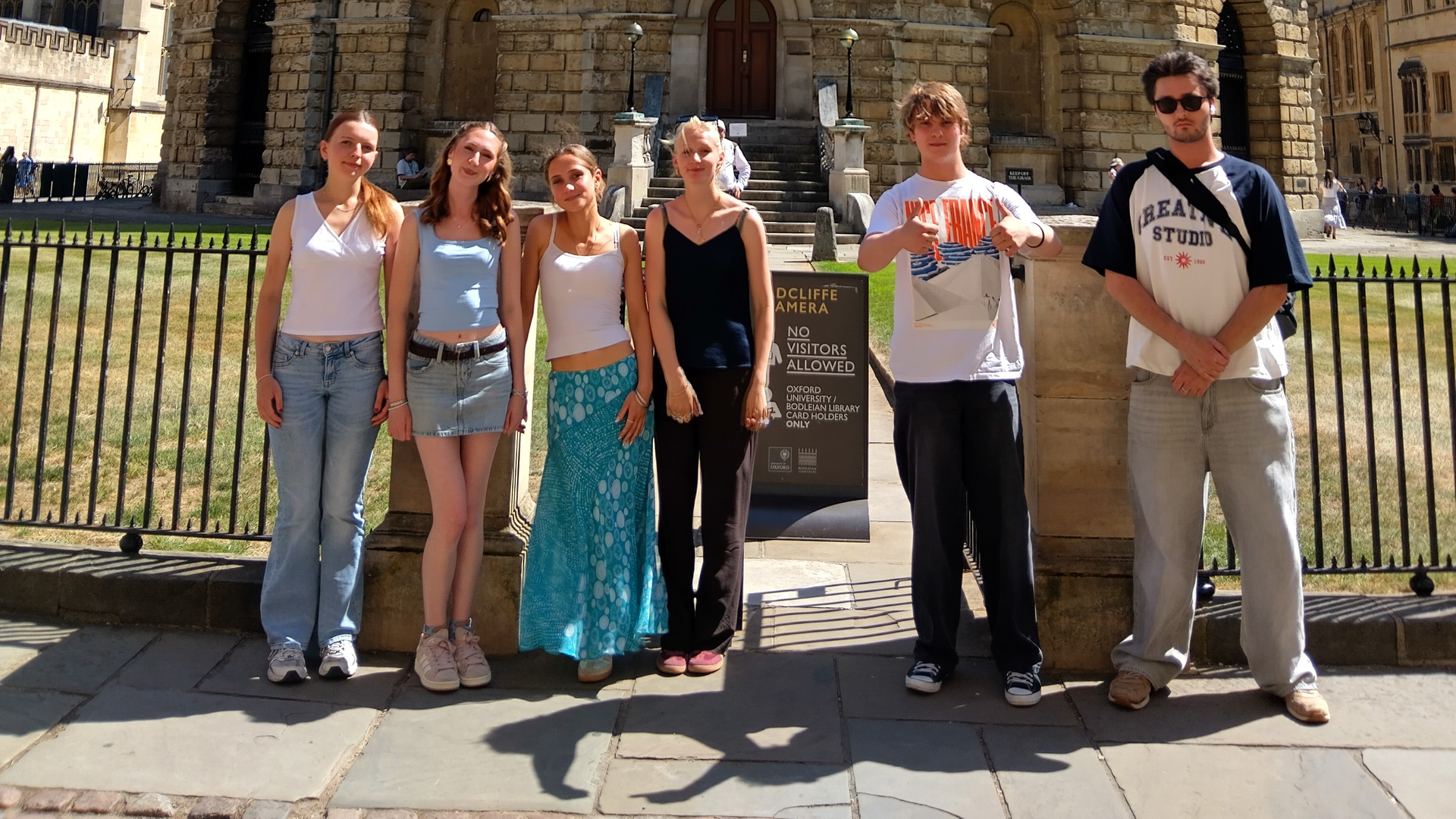 YEAR 12 STUDENTS VISIT OXFORD UNIVERSITY&nbsp;