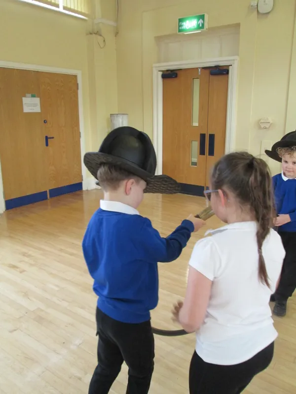 Y2 Great Fire of London Workshop - image 33