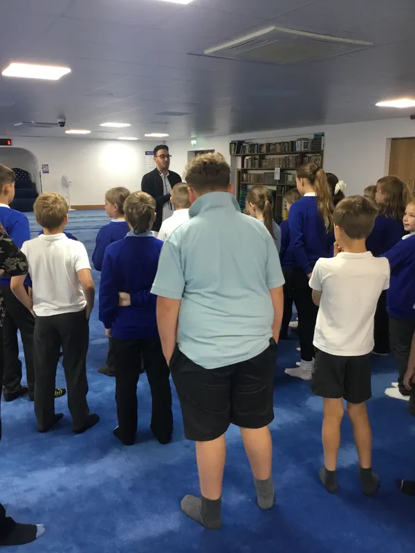 Key stage 2 Mosque visit - image 35