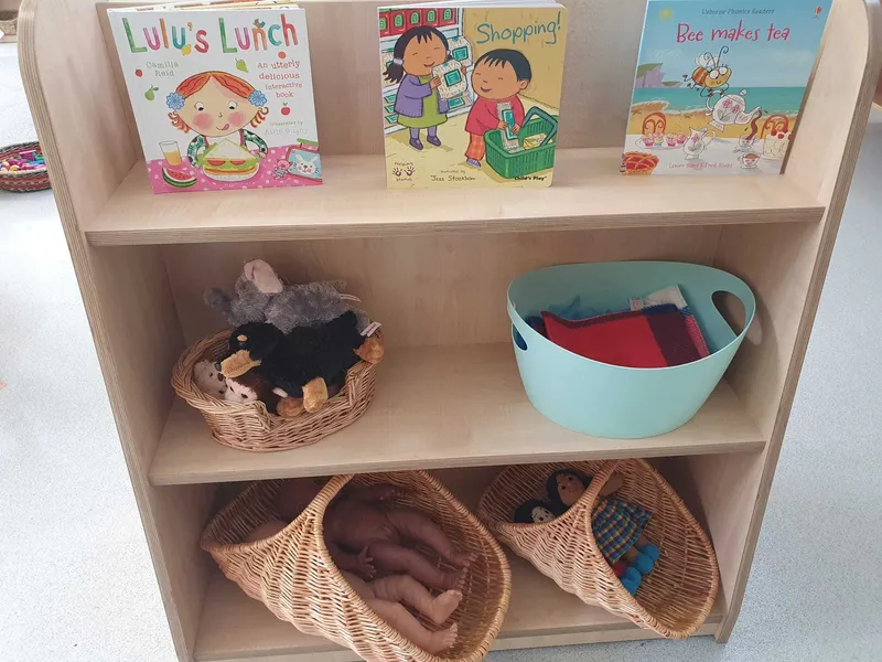 Sunshine Room - image 9