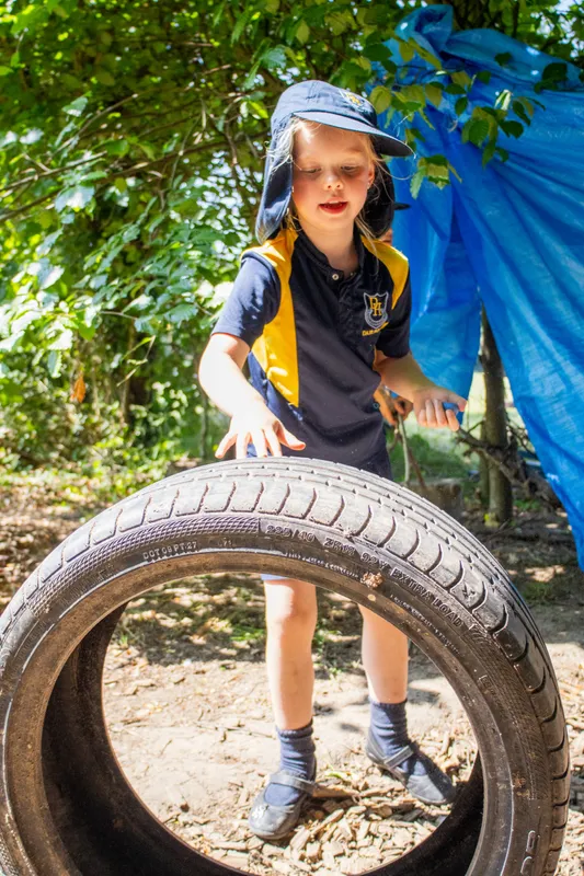 Stay + play - image 8