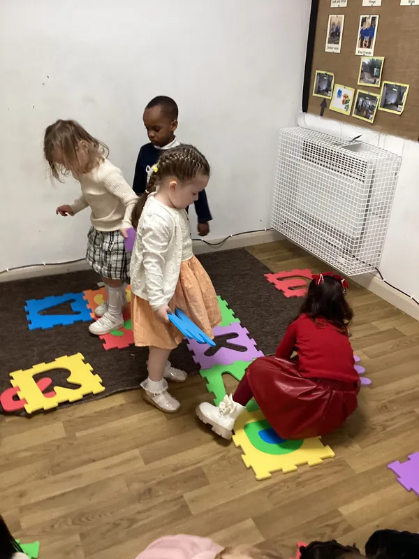 Gallery - created at 2025-04-04 15:41:39 - image 16