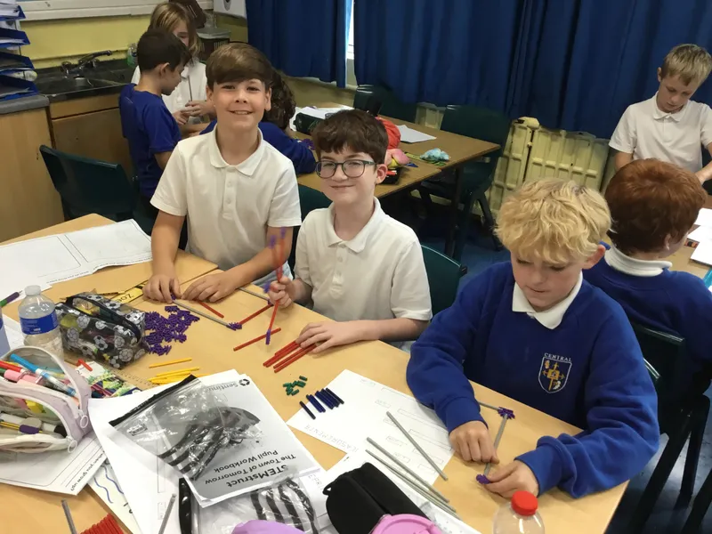 Gallery - created at 2025-10-31 10:58:26 - image 4