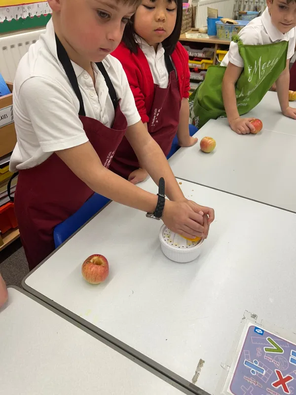 Gallery - created at 2025-10-12 10:09:35 - image 17