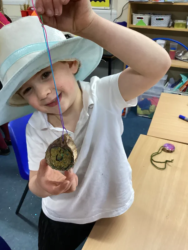 Palm drill decorations  - image 1