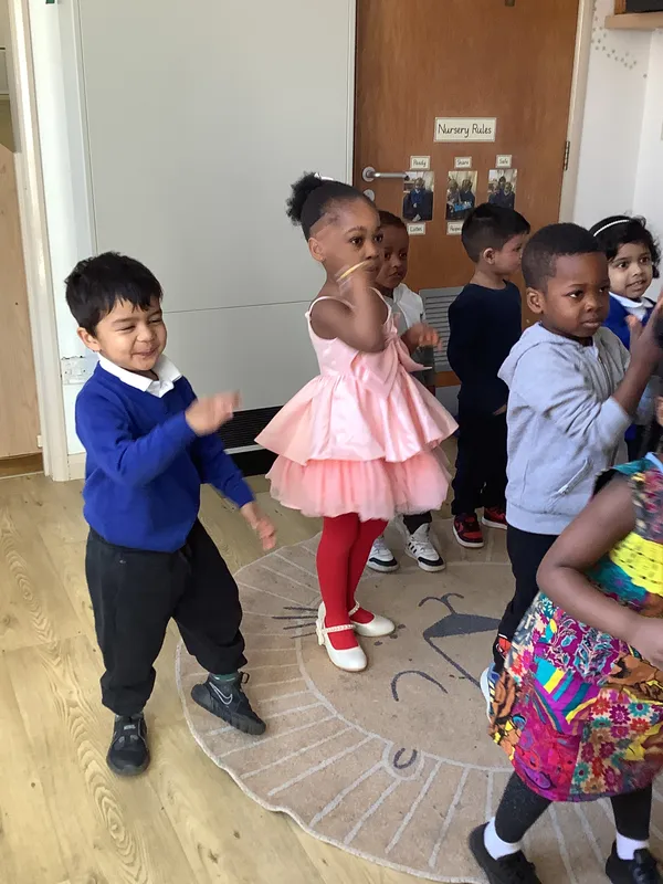 Gallery - created at 2025-04-04 15:02:06 - image 66