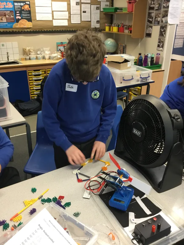 UK STEM ACTIVITY MORNING CLASS 4 - image 3