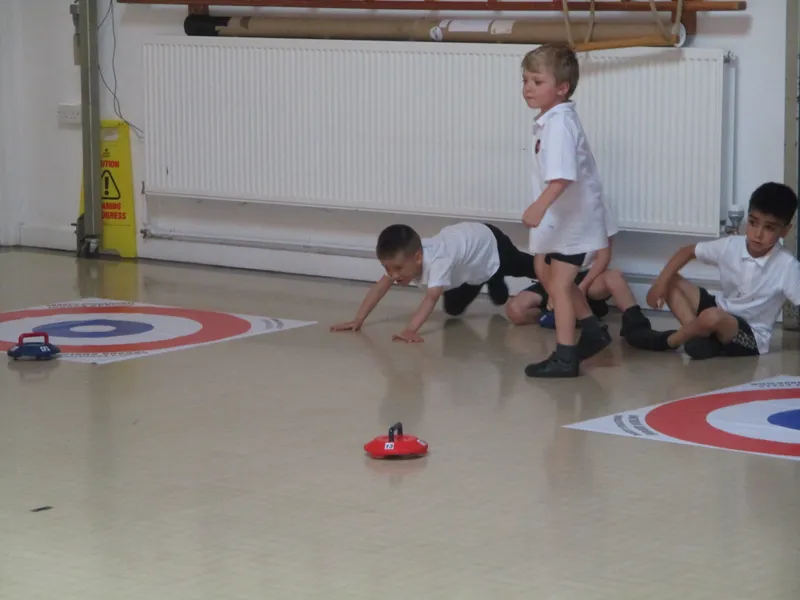 Curling - image 12