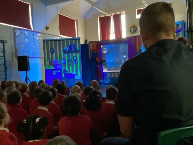 Peter Pan October 2025 - image 5 Peter Pan October 2025 - image 5