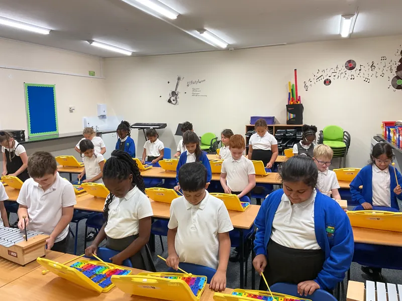 Music Room - image 3 Music Room - image 3