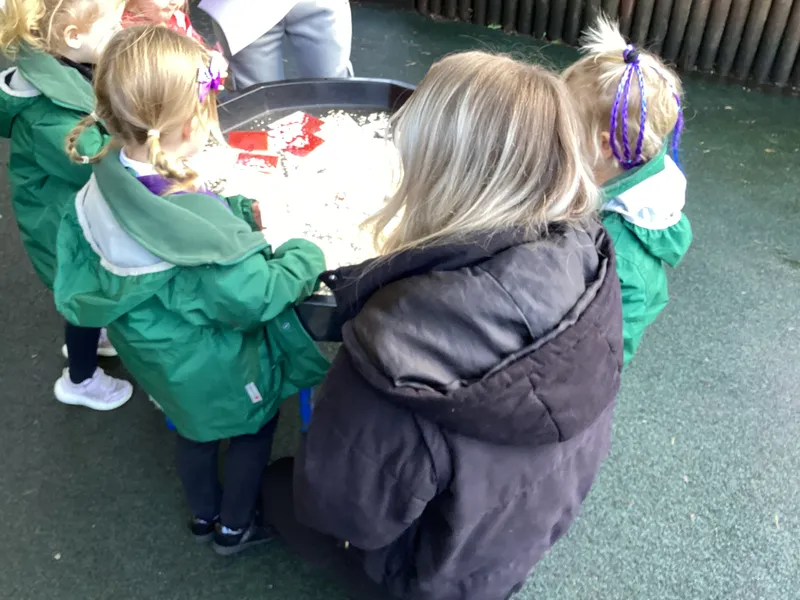 christmas stay & play 25 - image 7 christmas stay & play 25 - image 7