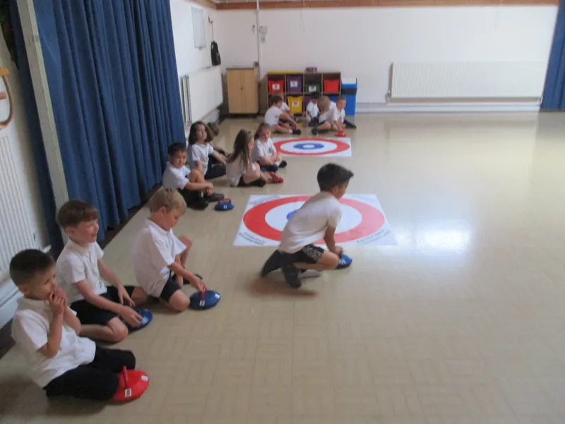 Curling - image 11
