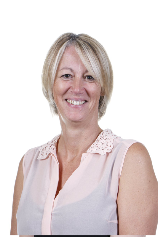 Mrs Aynsworth