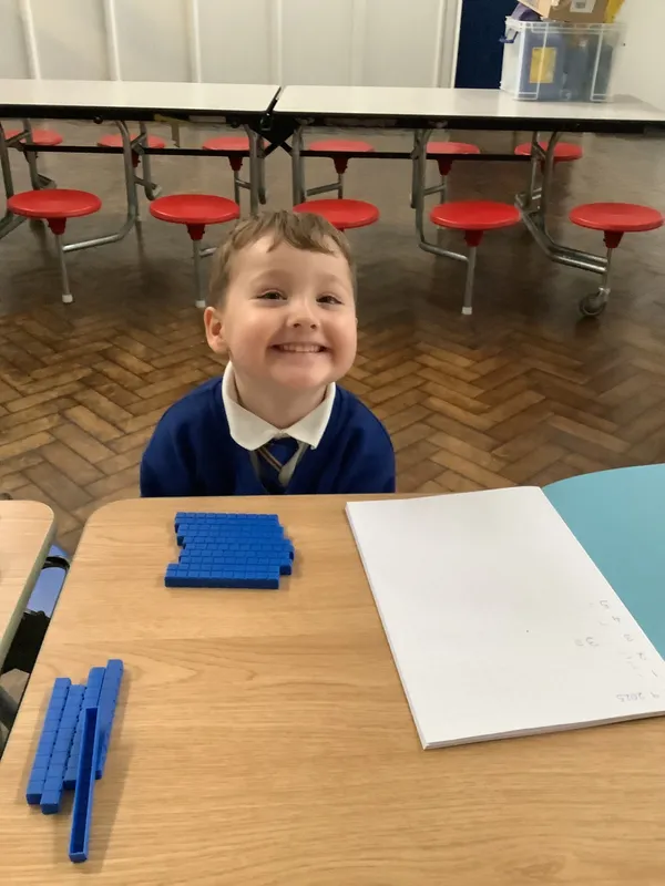 Gallery - created at 2025-09-17 14:07:51 - image 4 Gallery - created at 2025-09-17 14:07:51 - image 4