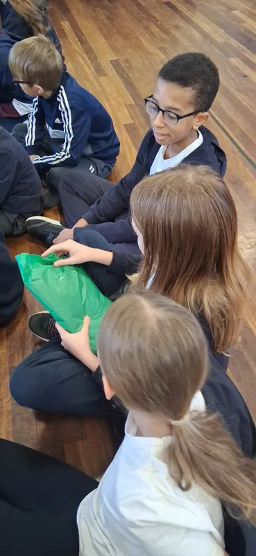 Y6 Christmas - image 10