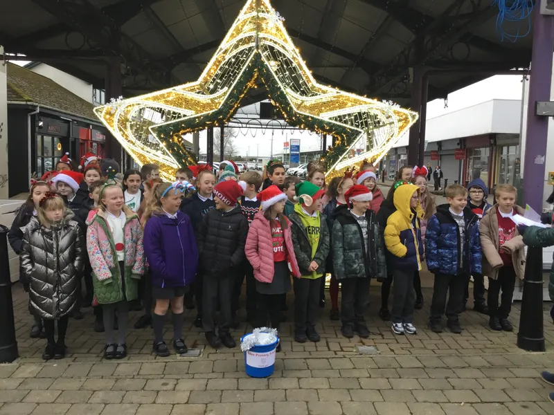 P5-7 Carol Singing - image 4