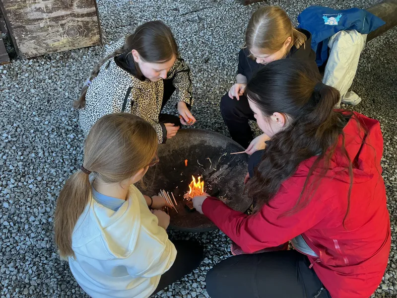 Photos - image 58 Photos - image 58