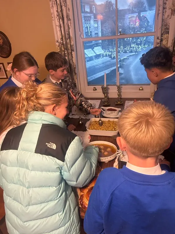 History 3 - image 20 History 3 - image 20