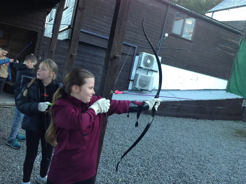 Photos - image 41 Photos - image 41