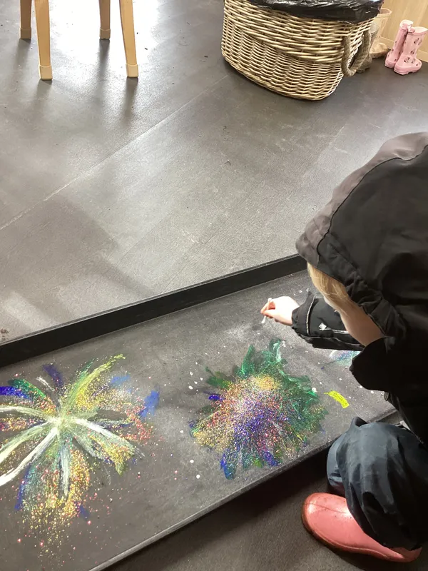 Diwaili 25 - image 5 Diwaili 25 - image 5