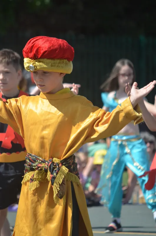 Extravaganza 2025 Part 1 - image 19