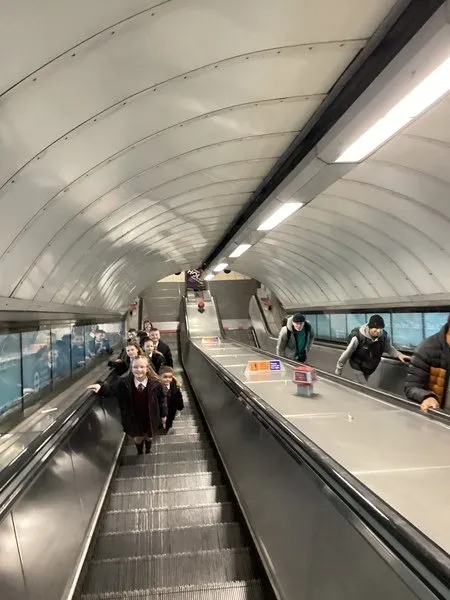 Commonwealth - image 62 Commonwealth - image 62