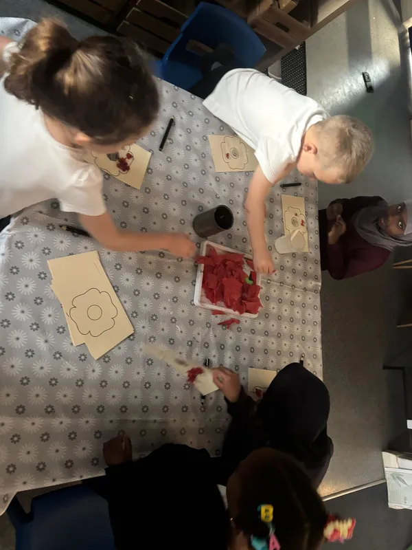 Reception Poppies - image 6 Reception Poppies - image 6