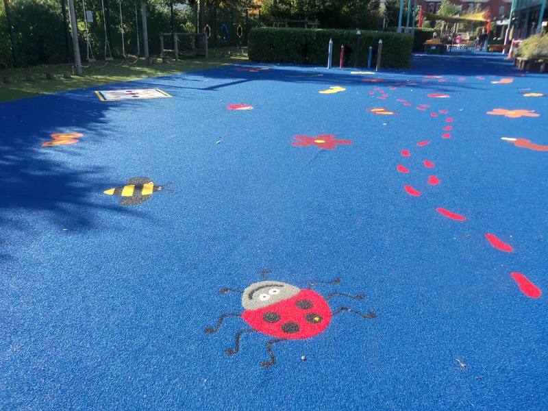 School Tour - image 16