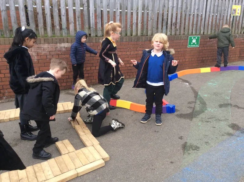 Gallery - created at 2023-04-20 10:29:38 - image 3