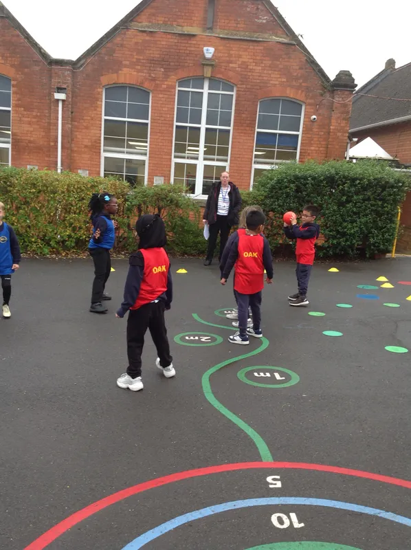 Gallery - created at 2025-10-16 09:47:03 - image 11