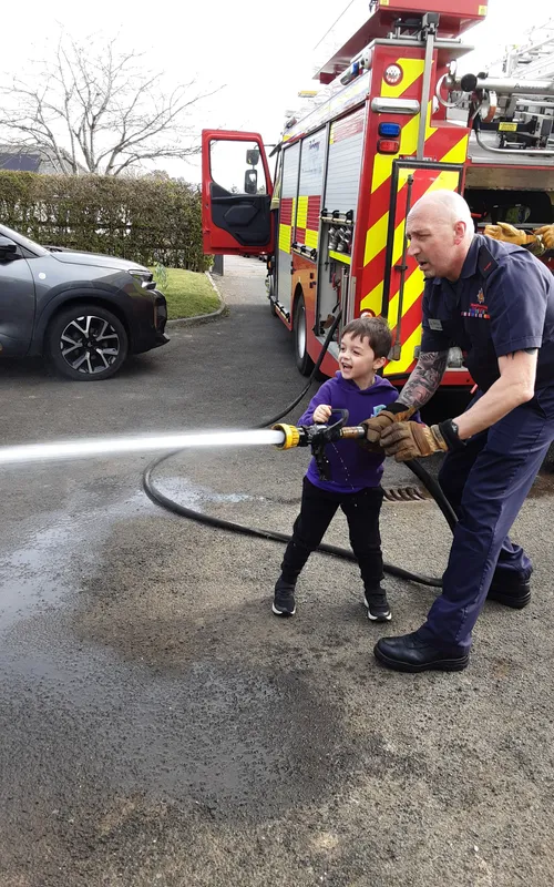 Gallery - created at 2025-03-27 11:04:23 - image 2 Gallery - created at 2025-03-27 11:04:23 - image 2