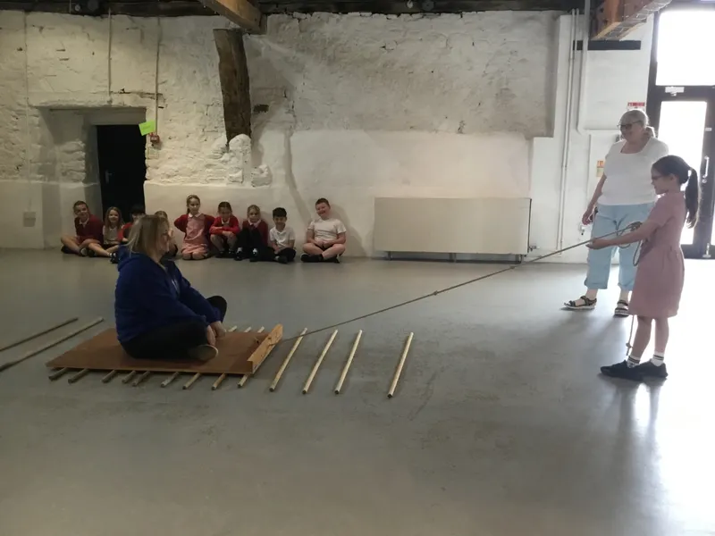 Year 3 - MK Discovery Centre - image 44