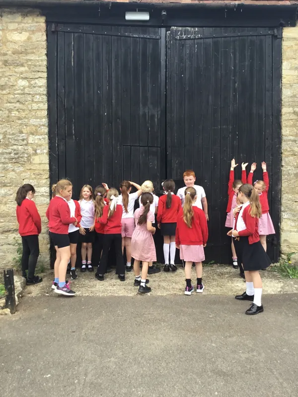 Year 3 - MK Discovery Centre - image 56