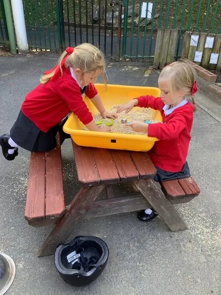 Reception 25 - image 16 Reception 25 - image 16