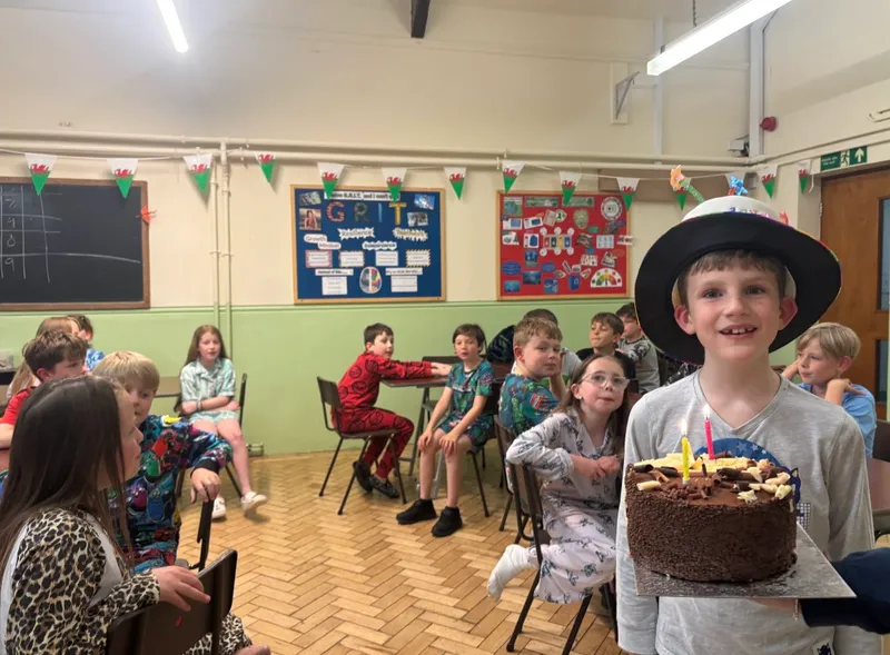 D10 Pentre Gallery - image 20