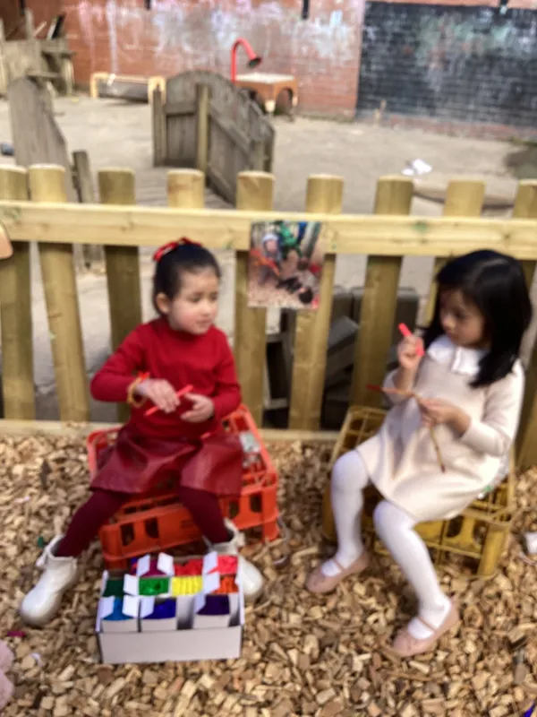 Gallery - created at 2025-04-04 15:02:06 - image 12