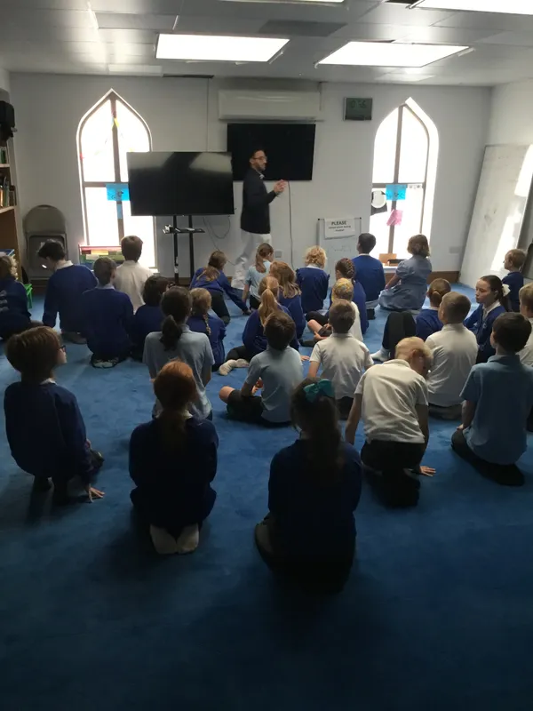 Key stage 2 Mosque visit - image 12