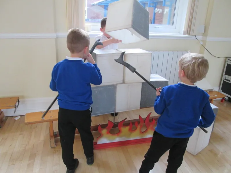 Y2 Great Fire of London Workshop - image 40