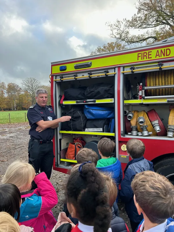 Gallery - created at 2025-11-13 18:38:59 - image 3