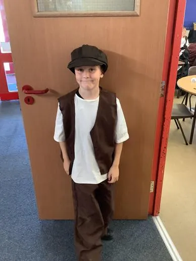 Y5 - Victorian Day - image 7