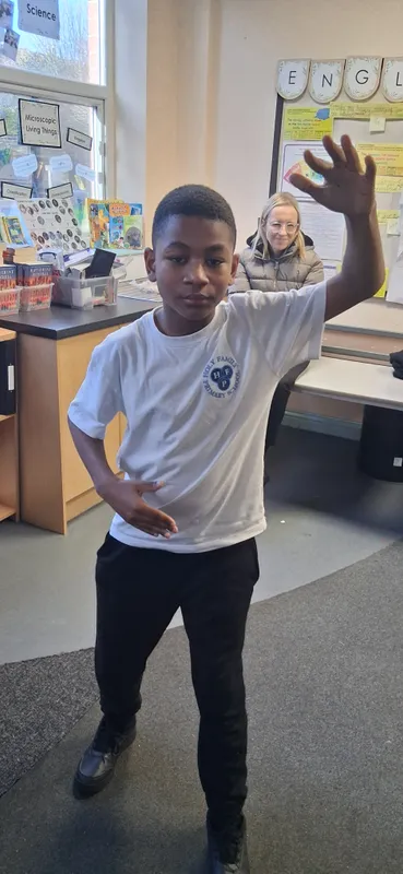 Y6 Christmas - image 33