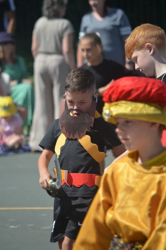 Extravaganza 2025 Part 1 - image 6