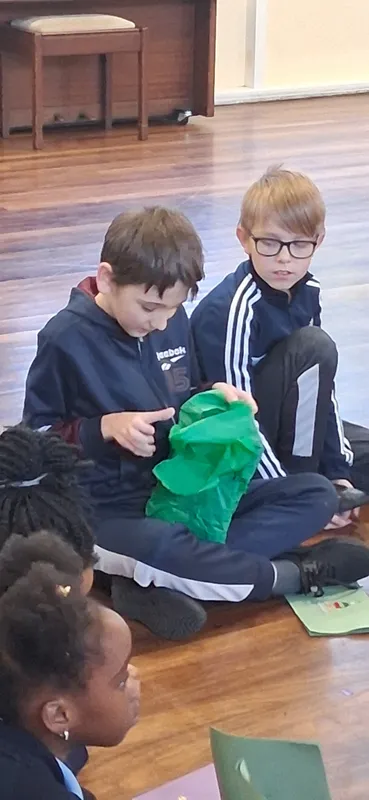 Y6 Christmas - image 22