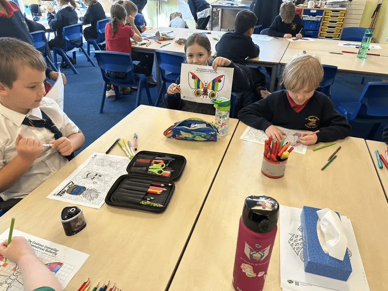 Foxes - image 3 Foxes - image 3