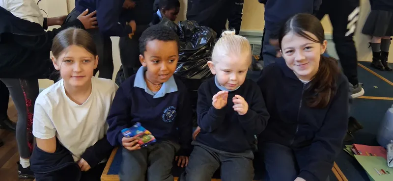 Y6 Christmas - image 28