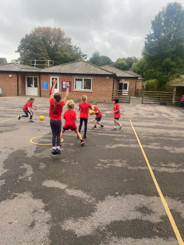 Gallery - created at 2024-09-28 18:00:54 - image 3