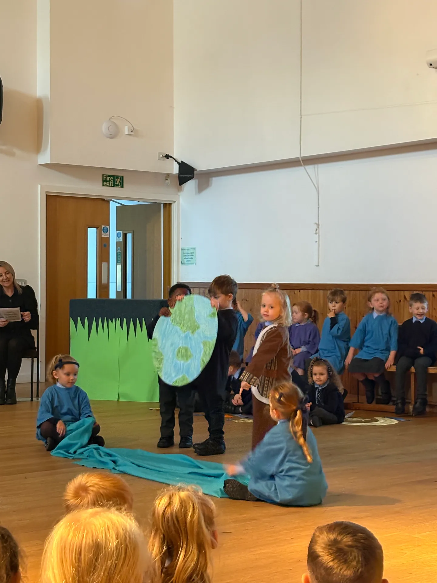 Reception Creation Story Assembly 25 - image 14