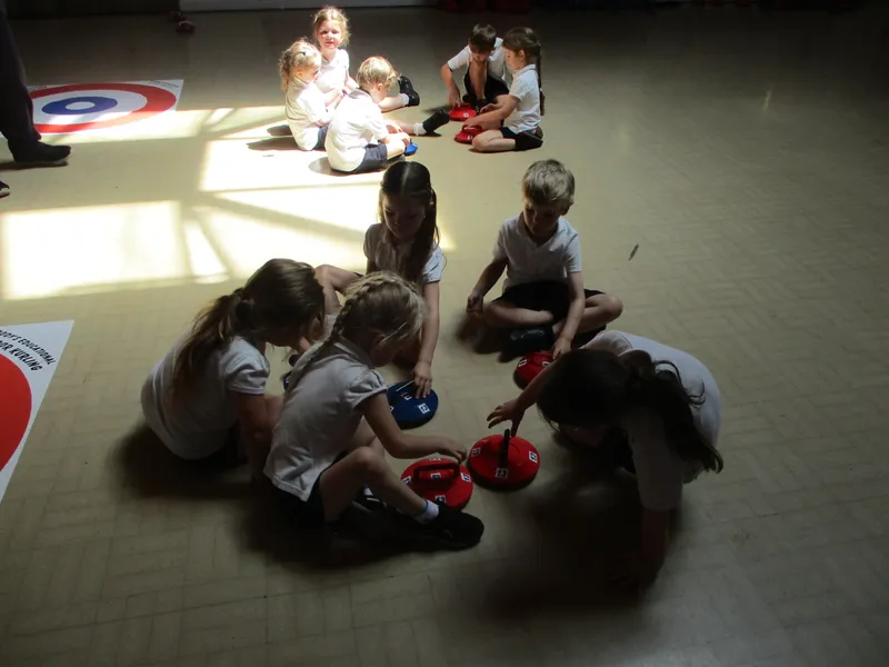Curling - image 23